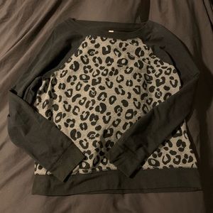 Xhilaration leopard print sweatshirt